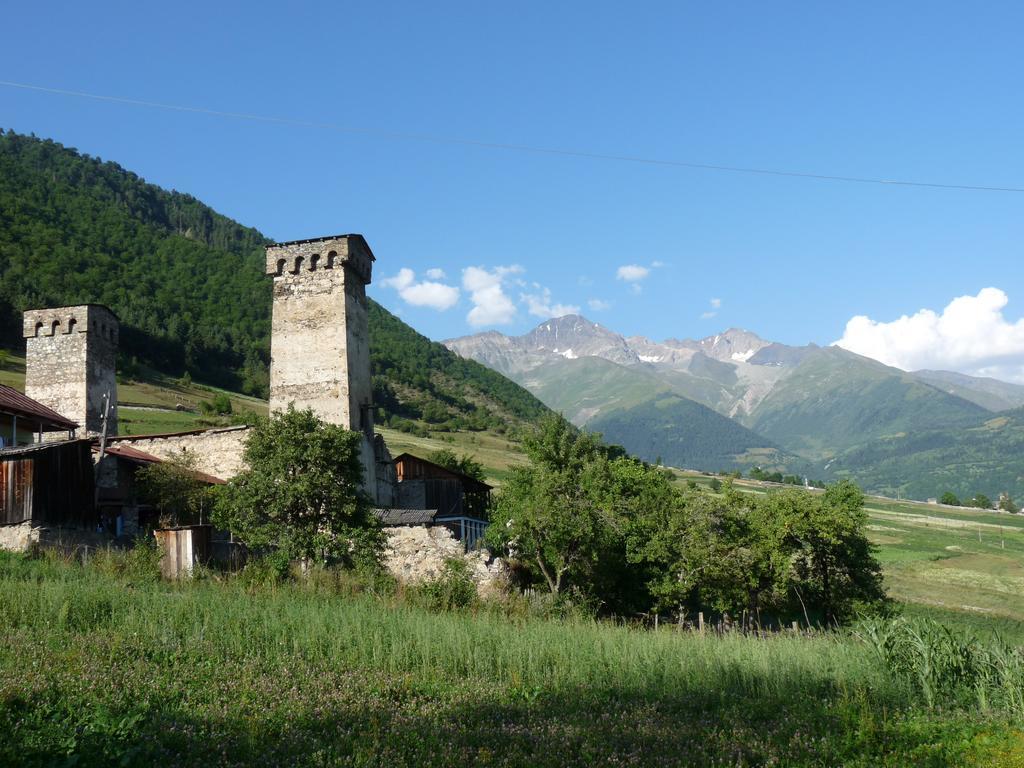 Guesthouse Mountain View Mestia Exterior photo